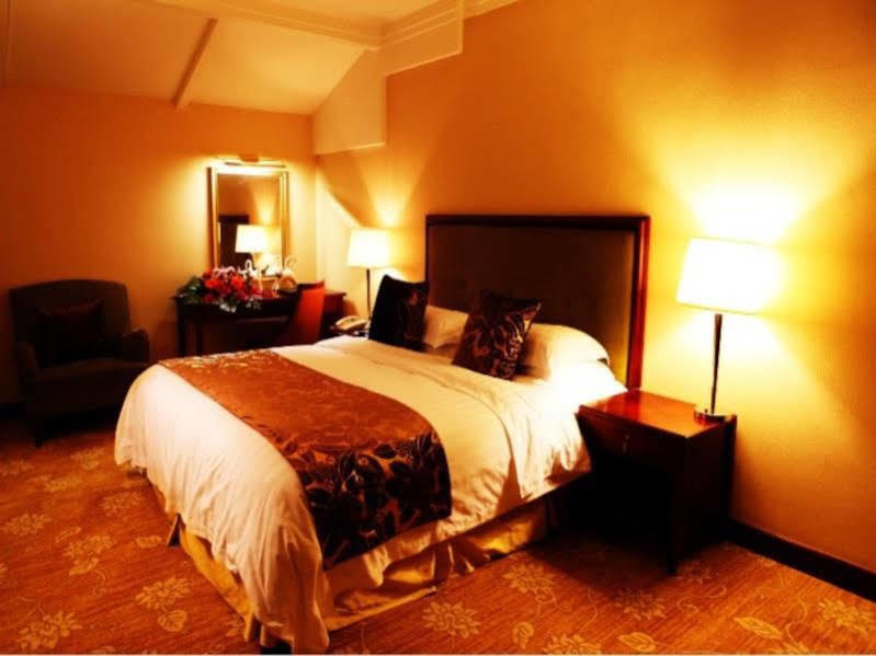 Moonstar Hotel Ya'an Екстериор снимка